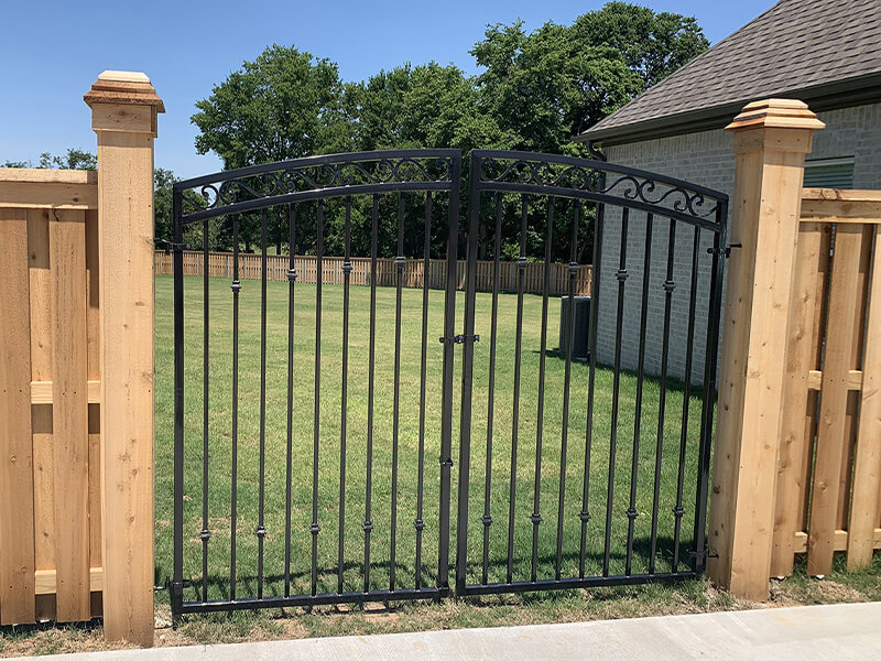 Custom gate NWA fence company