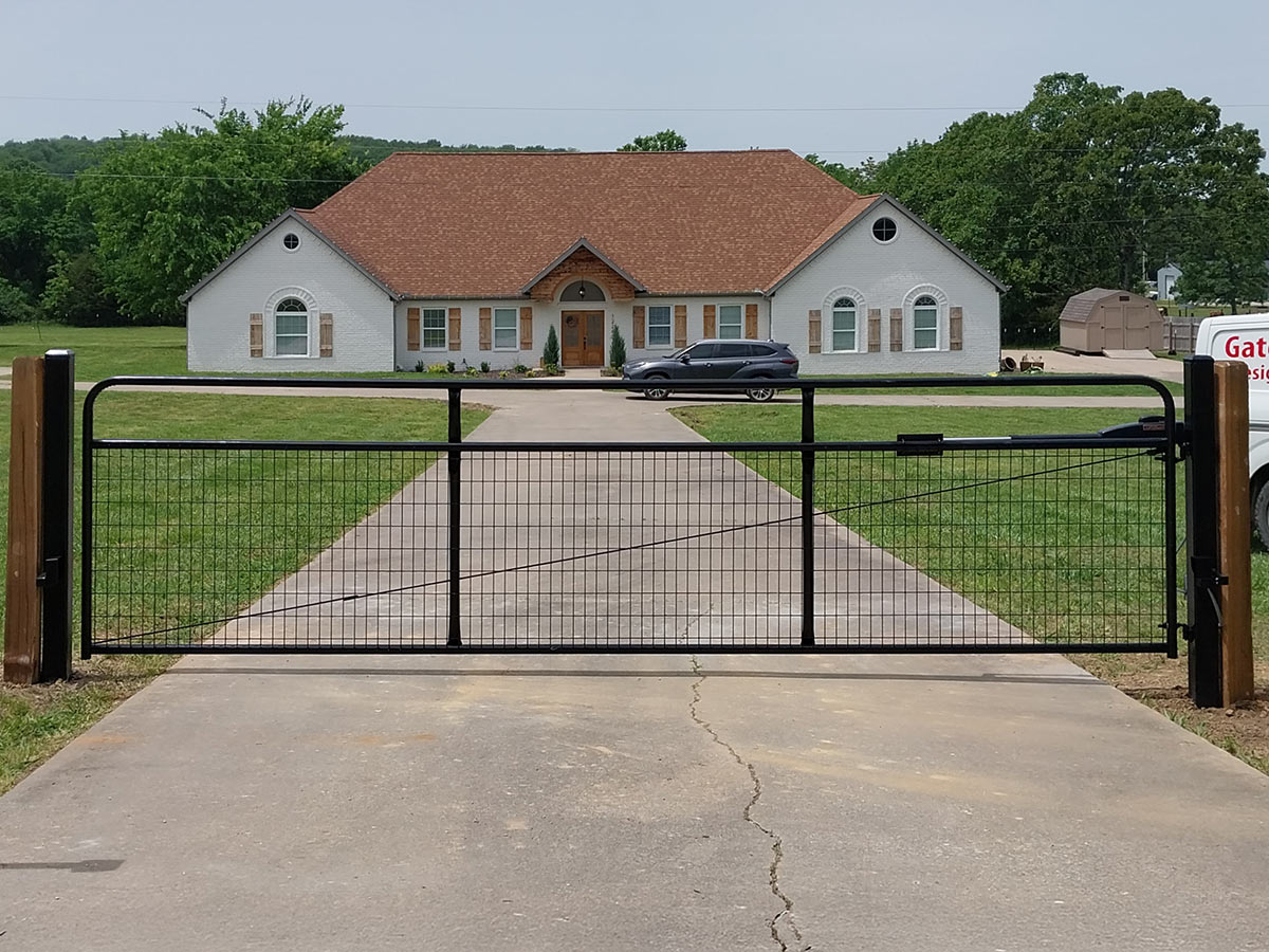 Gate fence installation Springdale AR